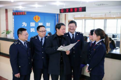 【執(zhí)法辦案】海淀稅警聯(lián)合,抓捕百余名買票企業(yè)負(fù)責(zé)人!